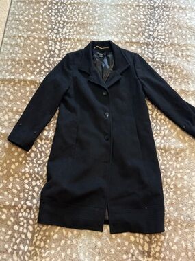 Classic Black Wool Pea Coat — Women's Single-Breasted Outerwear